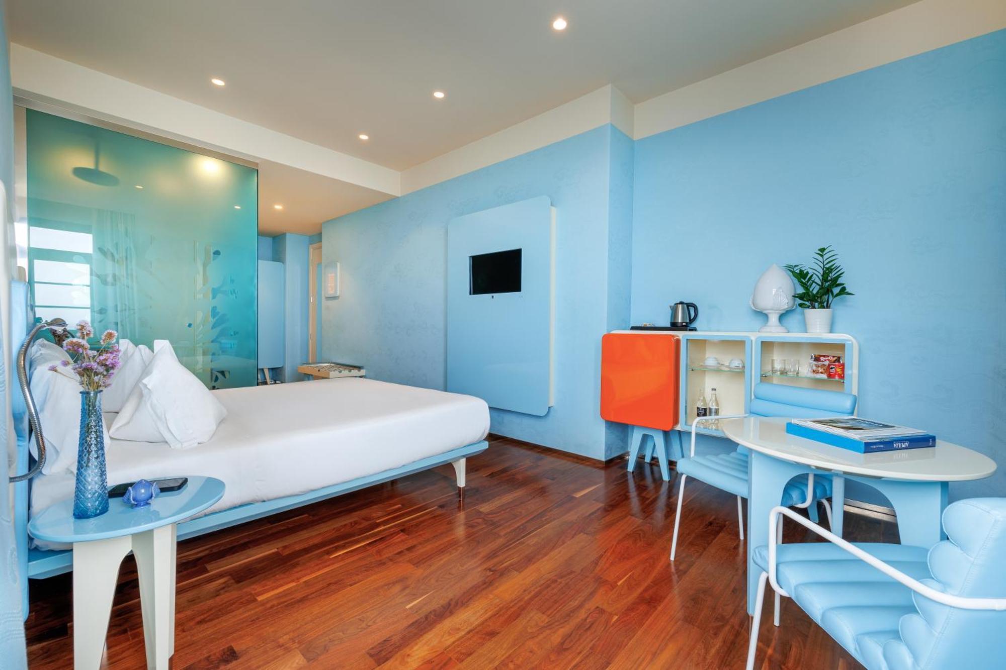 Jr Hotels Bari Grande Albergo Delle Nazioni Luaran gambar A room at the hotel